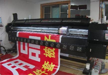 宣威喷绘广告分辨率是多少？